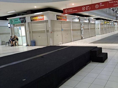 Kepanikan saat Ledakan di Pasar Modern Intermoda Cisauk, 4 Orang Luka-Luka dan Plafon Ambruk!